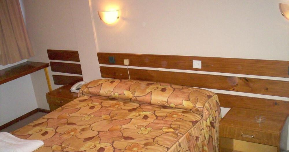 Hotel San Rafael מראה חיצוני תמונה